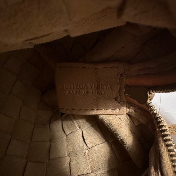 Authentic Bottega Veneta Mini Loop Camera Bag in Almond - Picture 3 of 14